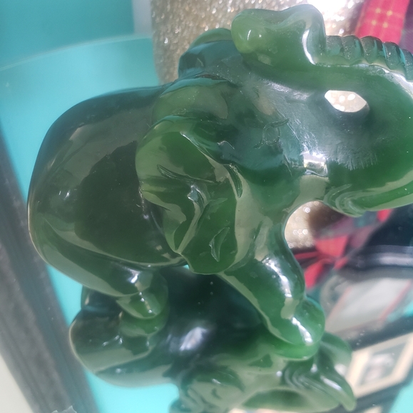 Vintage Jade  Elephant - Picture 4 of 4